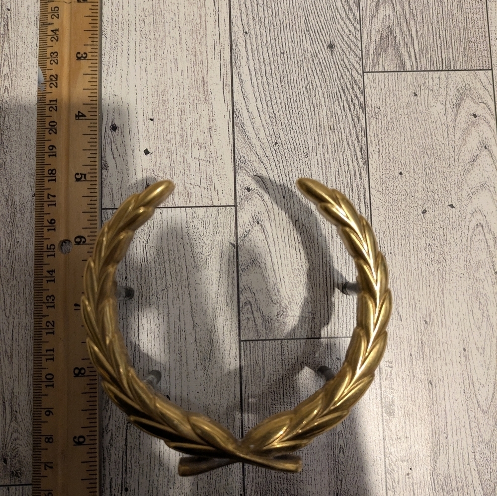 cadillac Elegant Gold Car Emblem